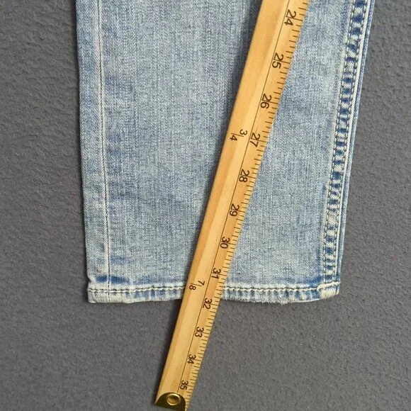 BKE Jeans Men's 28x32 Blue Jake Straight Leg Distressed Denim NWT